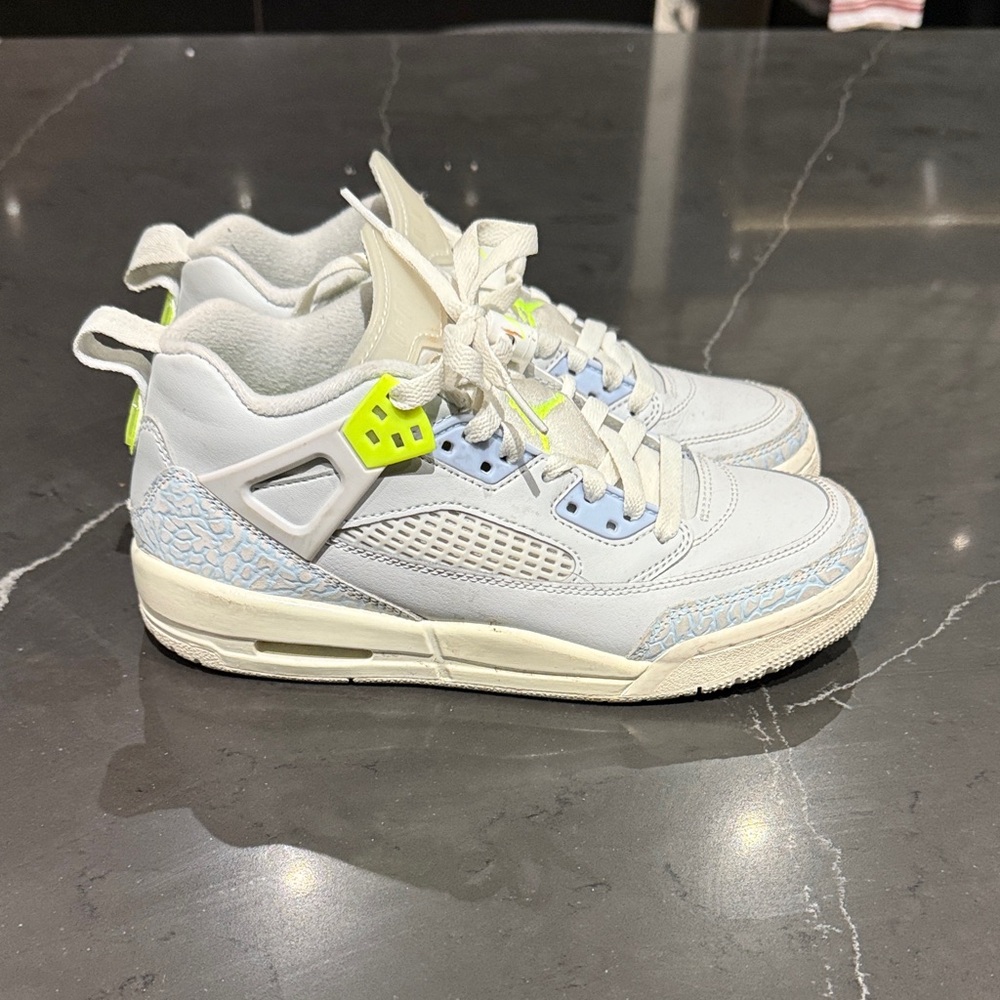 Nike Kids White and Light Blue Sneakers